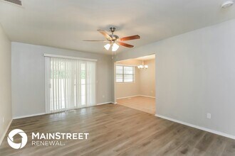 808 Glenwood Dr in Yukon, OK - Foto de edificio - Building Photo