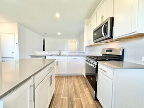 117 Redonda Dr in Liberty Hill, TX - Building Photo - Building Photo
