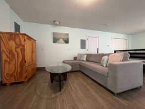 5706 Palmetto Dr in Fort Pierce, FL - Building Photo - Building Photo