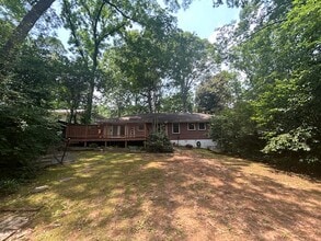 1195 Gail Dr NE in Brookhaven, GA - Building Photo - Building Photo