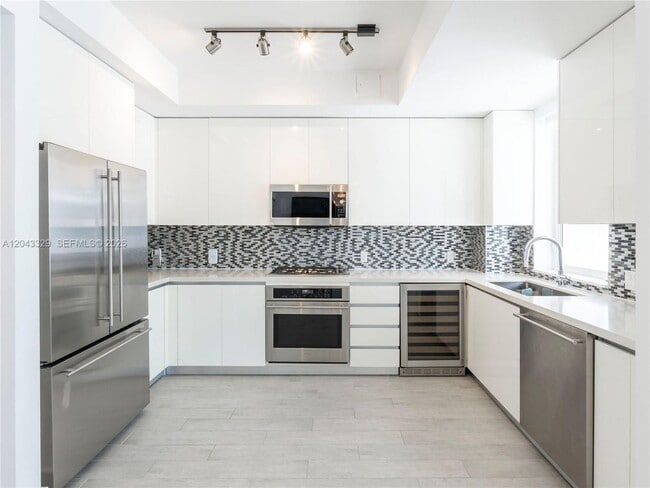 property at 51 N Shore Dr