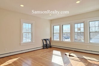 178 Hillside Ave in Pawtucket, RI - Foto de edificio - Building Photo