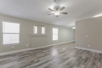 3960 Dusty Coral St in Las Vegas, NV - Building Photo - Building Photo