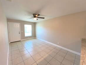 2001 46th Terrace SW in Naples, FL - Building Photo - Building Photo