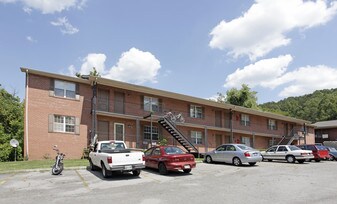 Forestal Apartments in Knoxville, TN - Building Photo