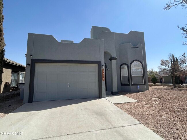 2300 Tierra Blanda Dr in El Paso, TX - Building Photo - Building Photo