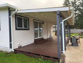 82018 Lost Creek Rd in Dexter, OR - Building Photo - Building Photo