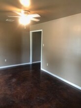 1202 W Washington St in New Iberia, LA - Building Photo - Building Photo