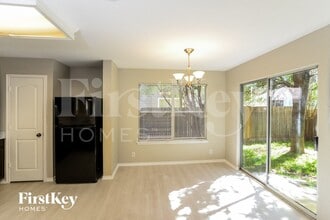 131 Hampton Bend in Boerne, TX - Foto de edificio - Building Photo