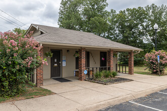 Woodbrook Apartments I & II in Russellville, AR - Building Photo - Building Photo