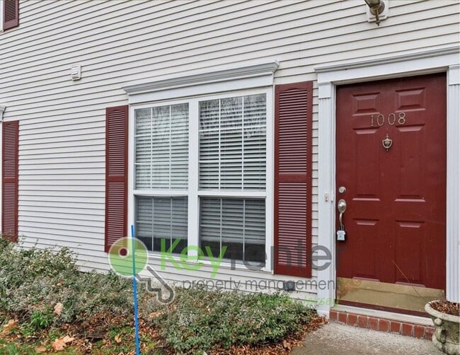 property at 1008 Cumberland Ct