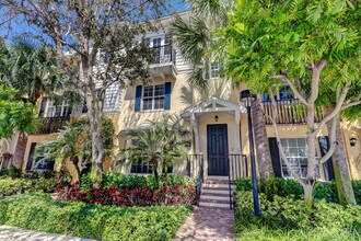 343 Flamingo Dr in West Palm Beach, FL - Building Photo - Building Photo