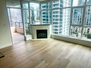 1205 Pacific Hwy in San Diego, CA - Building Photo - Building Photo