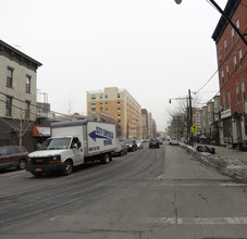 El Jardin de Selene in Bronx, NY - Foto de edificio - Building Photo