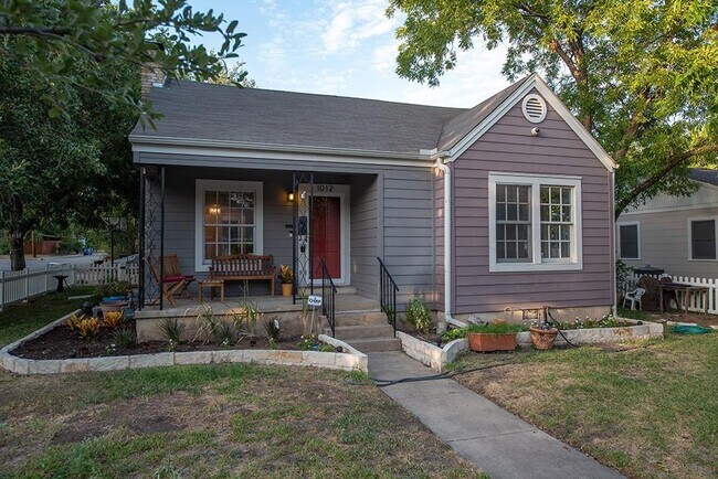 property at 1012 E 44th St