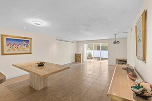 300 NE 26th Ave in Boynton Beach, FL - Building Photo