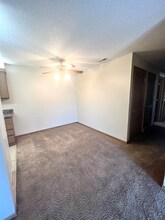 5120 Emerald Dr in Lincoln, NE - Building Photo - Building Photo