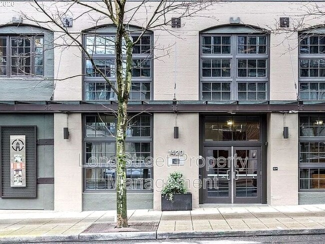 1420 NW Lovejoy St in Portland, OR - Building Photo - Building Photo