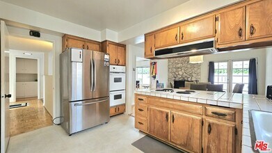 4725 Purdue Ave in Culver City, CA - Building Photo - Building Photo