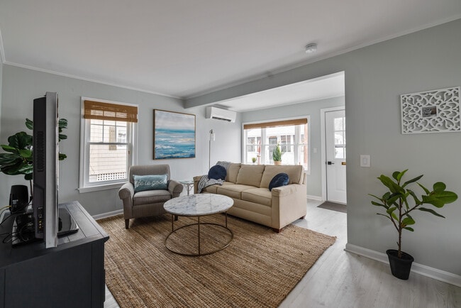 1 Glenwood Ln in Old Orchard Beach, ME - Building Photo - Building Photo