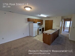 1756 Pear St in Harrisonburg, VA - Building Photo - Building Photo