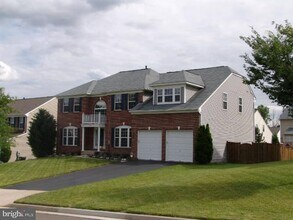 12091 Hartwood Meadow Pl in Linton Hall, VA - Building Photo - Building Photo