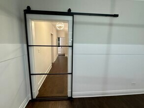 5942 W Eastwood Ave in Chicago, IL - Building Photo - Building Photo