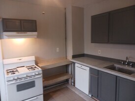 11556 Saint Aubin St, Unit 11556 in Hamtramck, MI - Building Photo