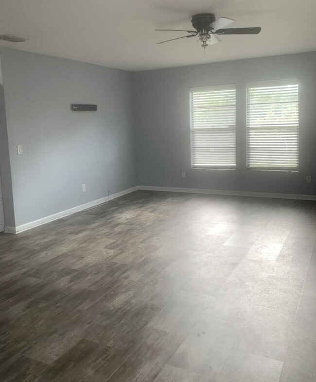 6030 Wolfe St in Jupiter, FL - Building Photo - Building Photo