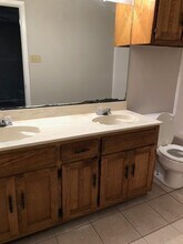 211 Tejas Dr in Glenn Heights, TX - Building Photo - Building Photo