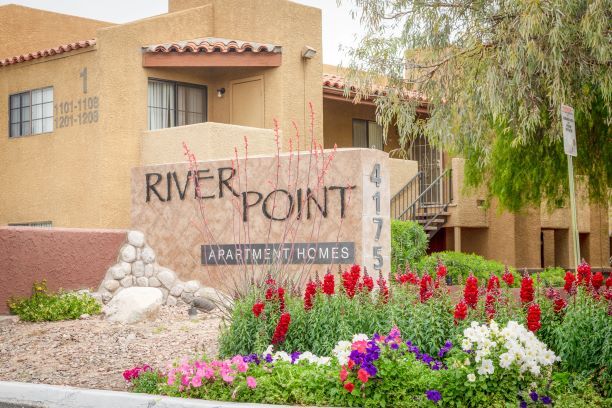 River Point Apartments Photo