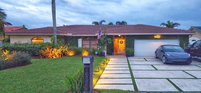 15820 Sedgewyck Cir N in Davie, FL - Building Photo - Building Photo
