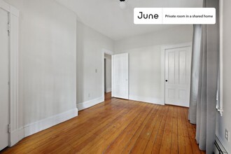 Private bedroom in 4 bed/1 bath Home in Boston, MA - Building Photo - Building Photo
