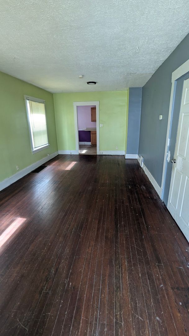 3714 W 42nd St-Unit -Down in Cleveland, OH - Building Photo - Building Photo