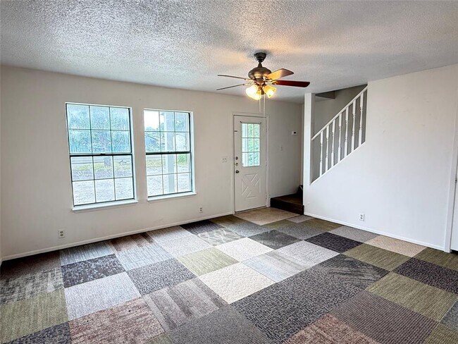 103 E Moerbe St in Thorndale, TX - Building Photo - Building Photo