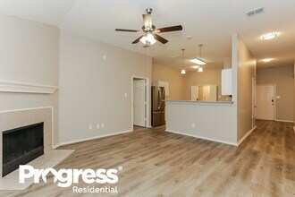 841 Beaver Creek Dr in Burleson, TX - Building Photo - Building Photo