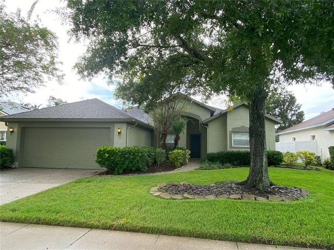 property at 2942 Oak Hammock Ct