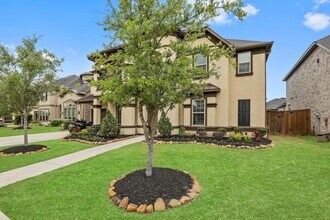 5730 Balcones Ridge Ln in Houston, TX - Building Photo - Building Photo