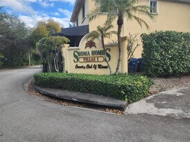 6970 NW 177th St in Hialeah, FL - Building Photo