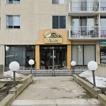 12141 Jasper Ave in Edmonton, AB - Building Photo - Building Photo