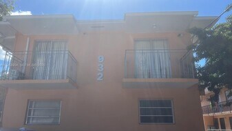 932 NW 5th St in Miami, FL - Building Photo