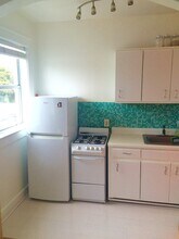 642 Michigan Ave, Unit 24 in Miami Beach, FL - Building Photo - Building Photo