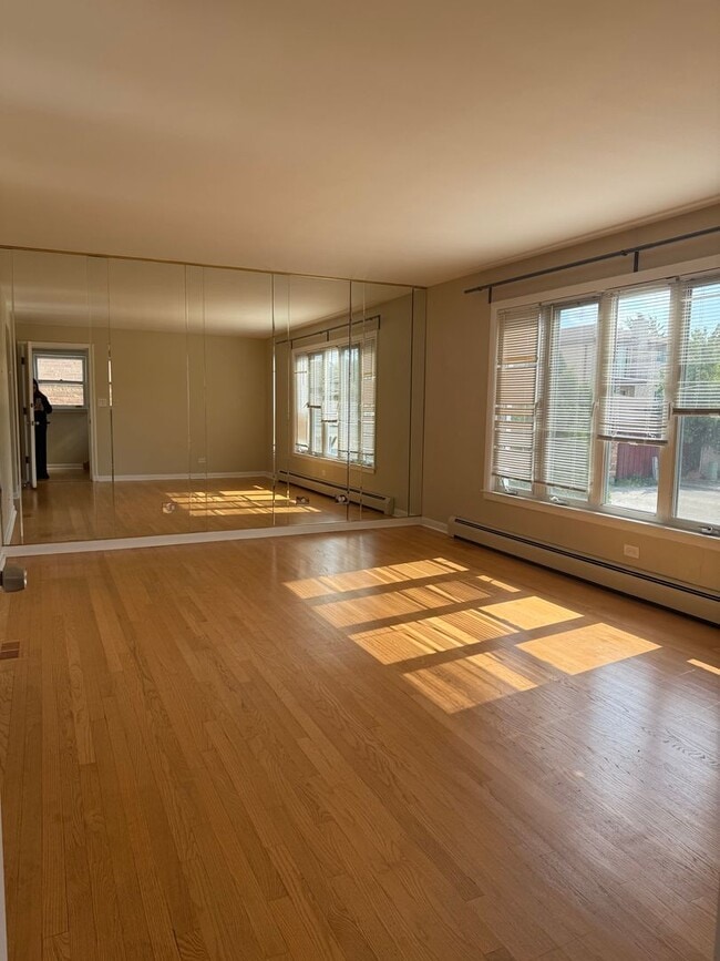 8604 W Carmen Ave in Norridge, IL - Building Photo - Building Photo