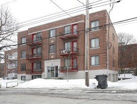 4630 Barclay in Montréal, QC - Building Photo