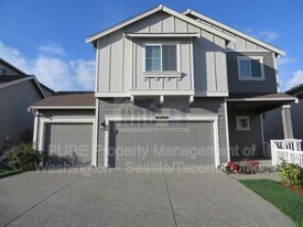 1917 201st St E in Spanaway, WA - Building Photo