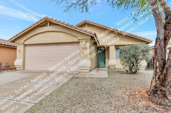 property at 6790 W Pebble Shore Ct