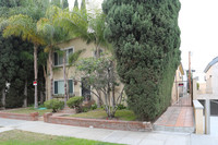 151 S Rexford Dr in Beverly Hills, CA - Building Photo - Building Photo