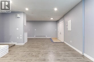 809 Duthie Ave in Burnaby, BC - Building Photo - Building Photo
