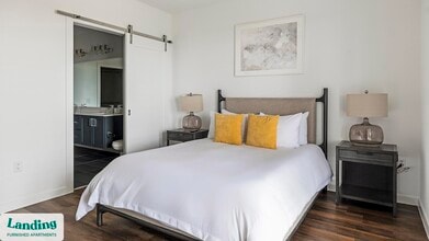 5511 Caprock Smt Dr, Unit 1406 in Bee Cave, TX - Foto de edificio - Building Photo