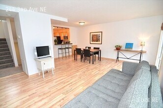 244 3rd Ave NE in Minneapolis, MN - Building Photo - Building Photo